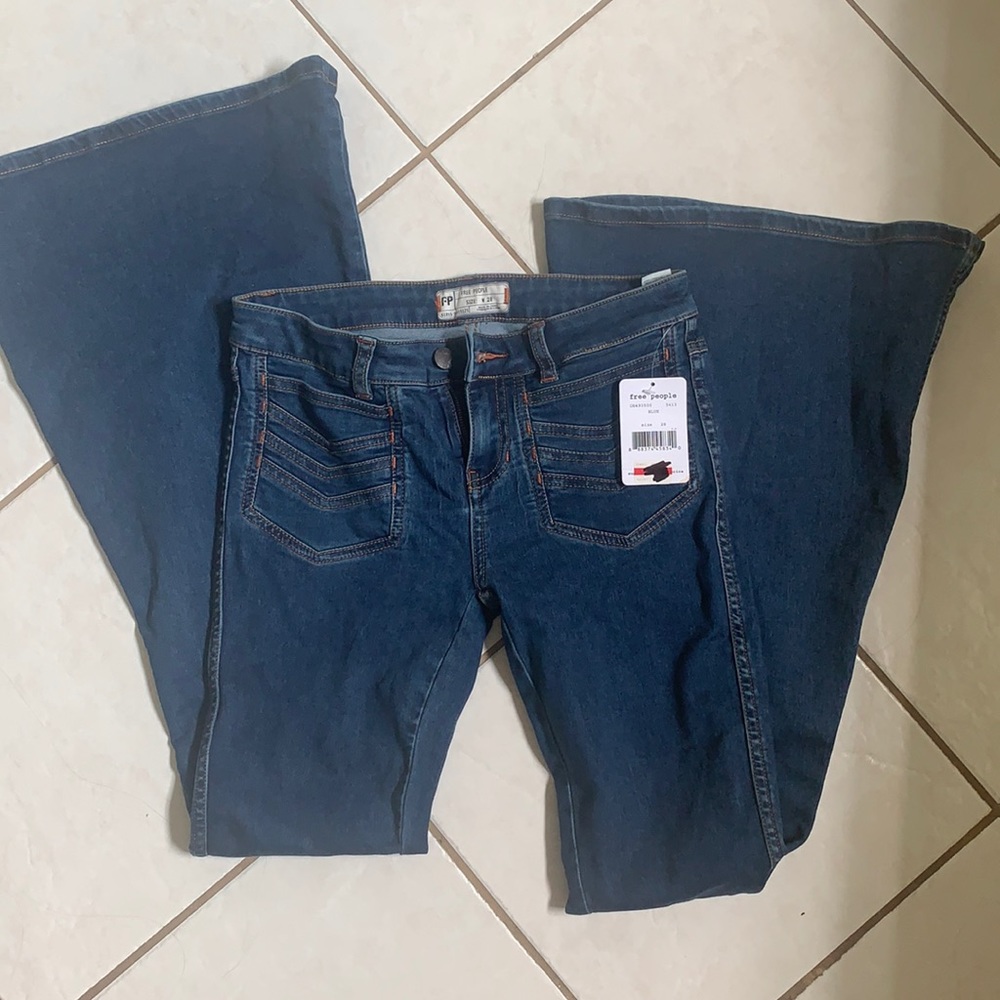NWT Free People flare jeans size 28